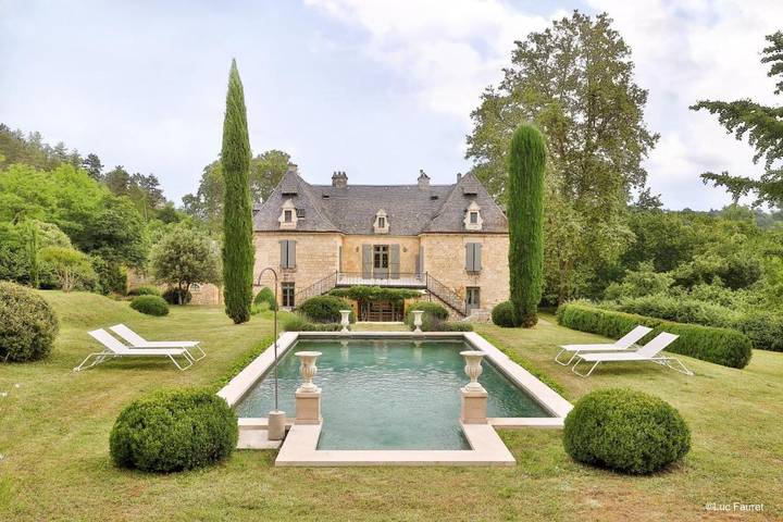 Chambre d’hôte pour 2 personnes, avec Terrasse et Jardin ainsi que Piscine et Vue