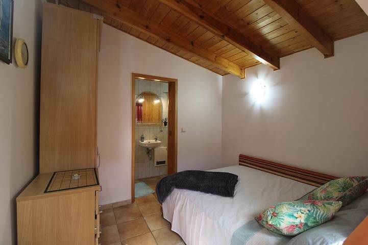 Oasis with swimming pool - jacuzzi - terrace with pergola in Adsubia, Alicante Binnenland