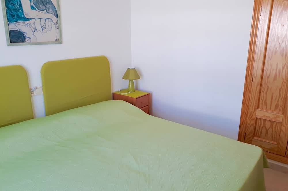 Villa F4. In A Residence With Swimming Pool, 5  From The Beach And Center in Alcossebre, Costa del Azahar