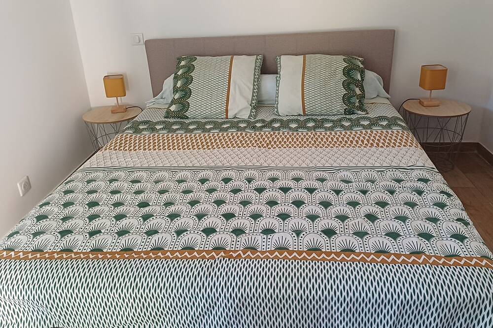 A Casuccia small, peaceful, detached house between the sea and the mountains in Peri, Ajaccio und Umgebung