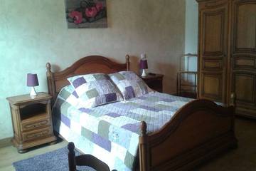 Chambre D’hôte pour 3 Personnes dans La Berthenoux, Région de La Châtre, Photo 1