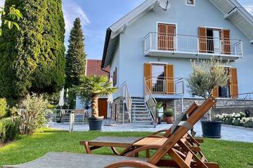 Ferienhaus für 6 Personen, mit Sauna und Balkon sowie Garten in Seeboden