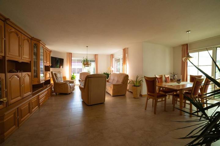 Ferienhaus für 8 Personen, mit Garten in Schortens - 4