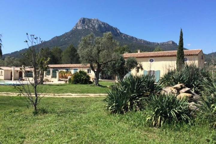 Prachtvolle Landvilla In Meernähe in La Farlède, Mittelmeerküste (Frankreich)