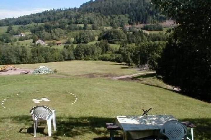 Gîte pour 12 personnes, avec jardin et terrasse à Le Thillot - 3