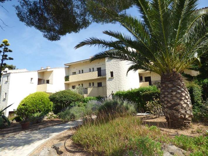 Gîte pour 4 personnes, avec balcon et piscine dans Port Pin Rolland - 4