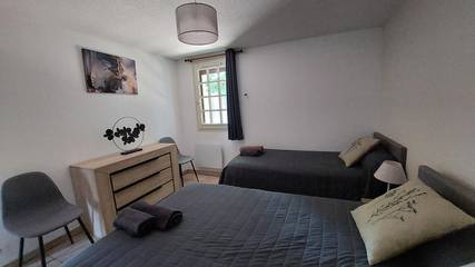 Location De Vacances pour 5 Personnes dans Saint-Pardoux-l'Ortigier, Région de Brive-la-Gaillarde, Photo 2