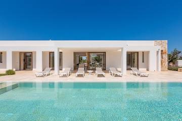 Trullo für 12 Personen, mit Pool und Garten in San Vito dei Normanni