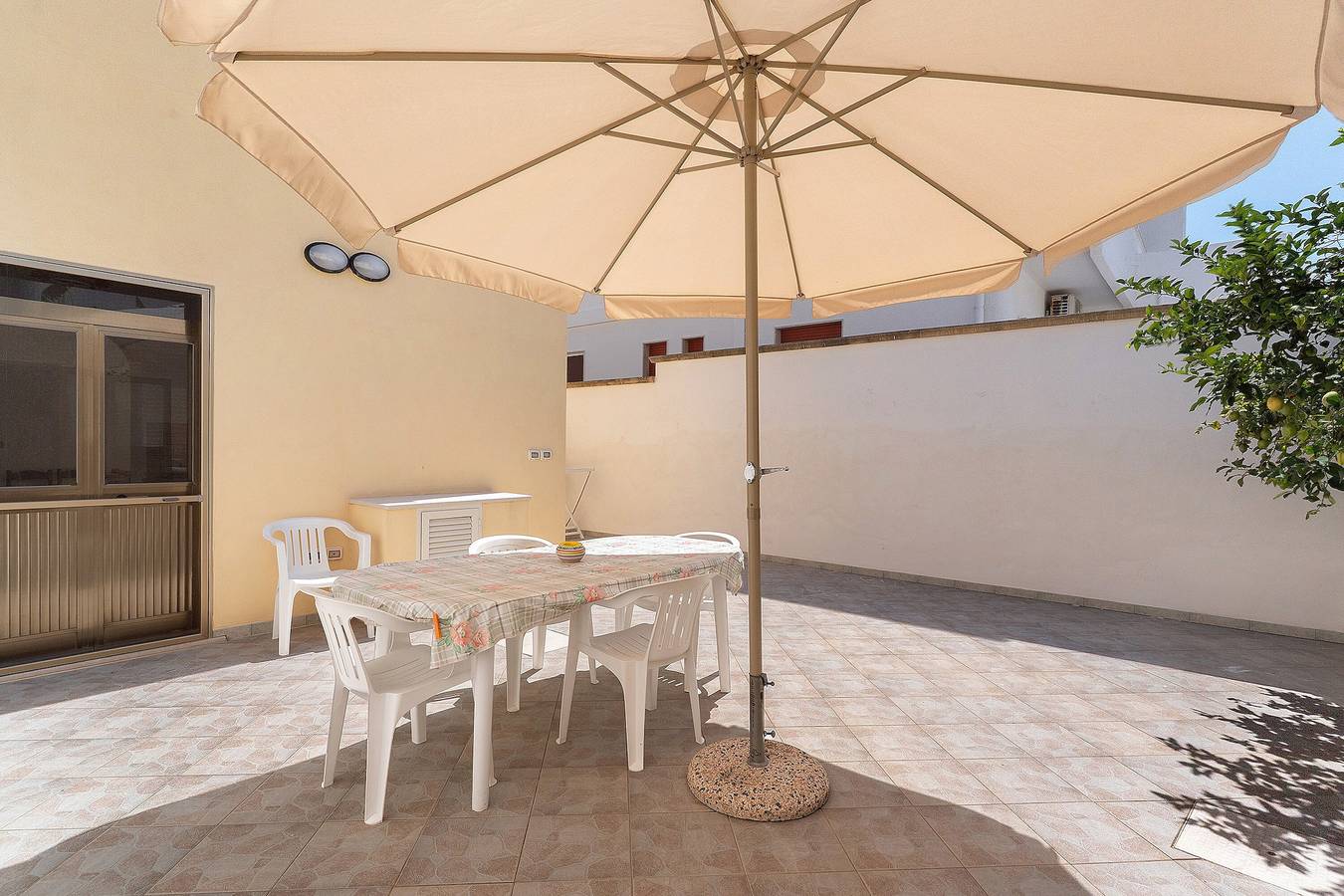 Casa vacanze 'Casa '719'' con terrazza privata e giardino privato in Lido Marini, Golfo di Taranto