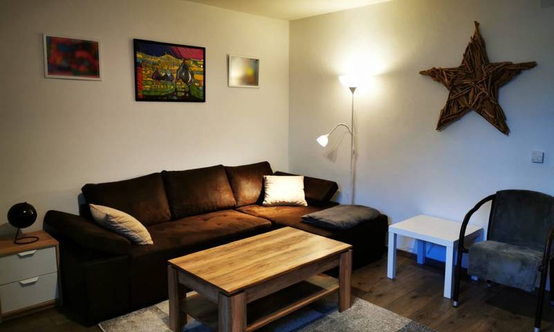Ganze Ferienwohnung, Burgauer Fewo - Ferienwohnung in Burgau mit persönlichem Ambiente in Burgau, Bayerisch Schwaben
