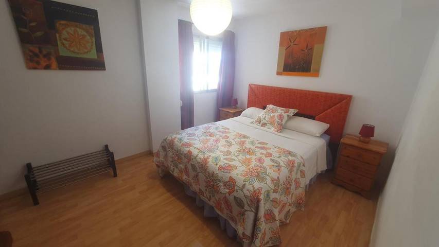 Gîte pour 6 personnes, avec vue et balcon à La Línea de la Concepción - 4