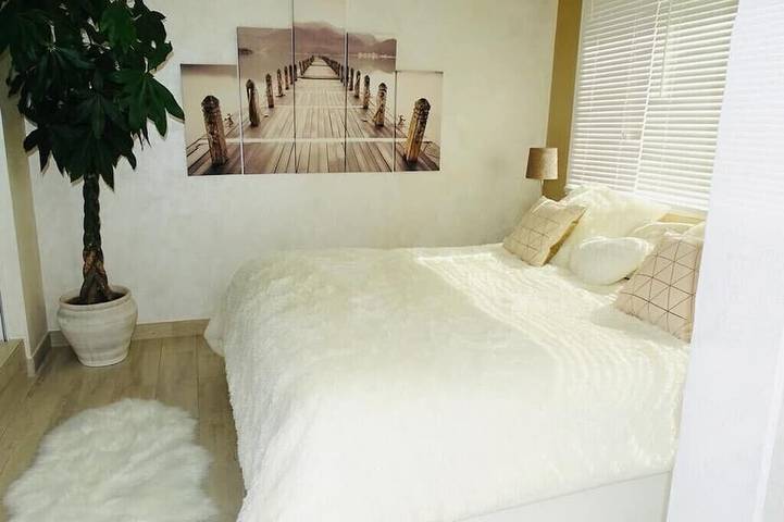 Magnificent villa with swimming pool at the foot of the Alpilles mountains in Lamanon, Arles und Umgebung
