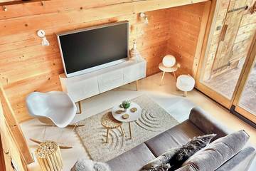 Chalet pour 4 personnes, avec jacuzzi ainsi que sauna et jardin à Saint-Jean-de-Sixt
