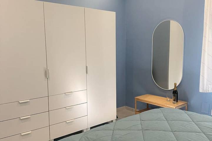 Appartamento intero, Tra mare e castello. Appartamento luminoso, fronte mare. 4 posti letto in Barletta, Barletta-Andria-Trani