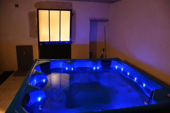 Location de vacances pour 7 personnes à Saint-Jean-de-Ceyrargues