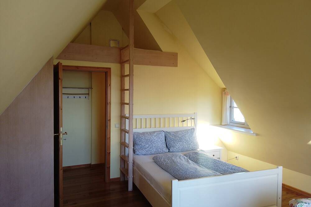 Ganze Wohnung, Haus bei der Kirche Südwohnung in Oland, Langeneß