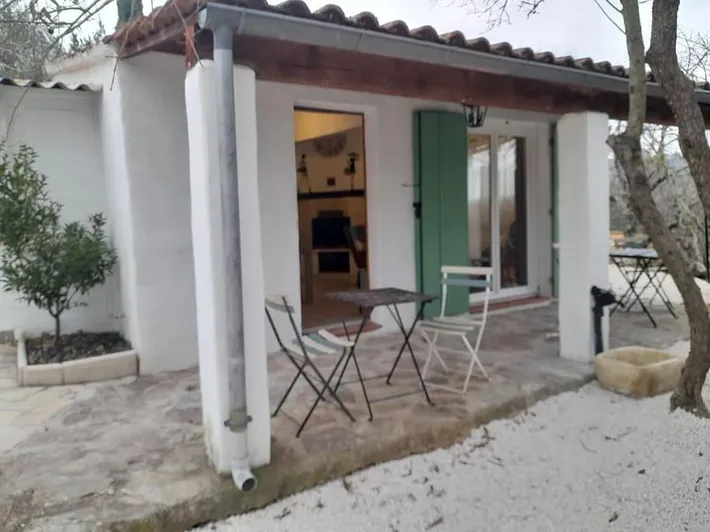 Casa de vacaciones para 3 personas, con terraza además de jacuzzi y jardín - 1