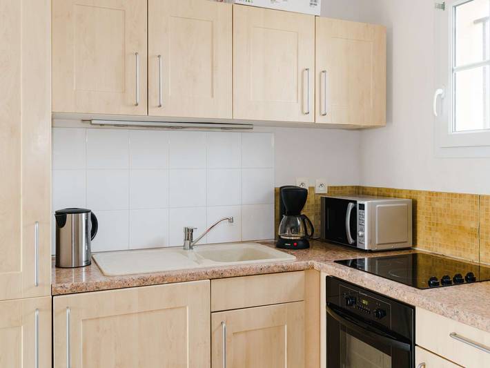 Gîte pour 4 personnes, avec terrasse et piscine, animaux acceptés dans Office De Tourisme De Narbonne Plage - 3