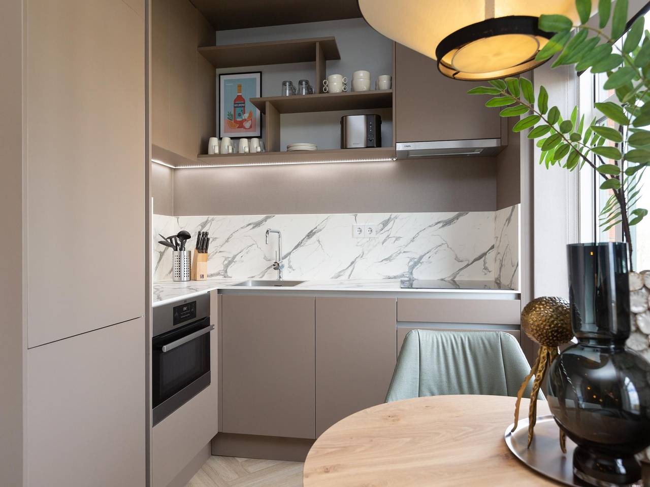 Entire apartment, Cozy and budget-friendly studio apartment. in Den Haag, Stadsgewest Haaglanden