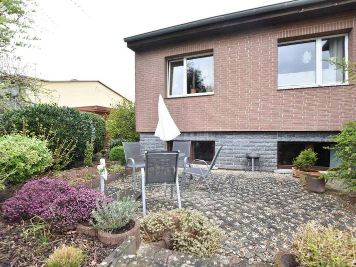 Ferienwohnung für 3 Personen, mit Terrasse und Garten