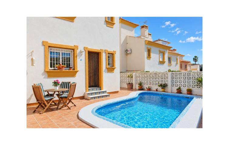Appartement confortable avec parking, climatisation, terrasse et piscine, à 1 km de la plage in La Zenia, Orihuela