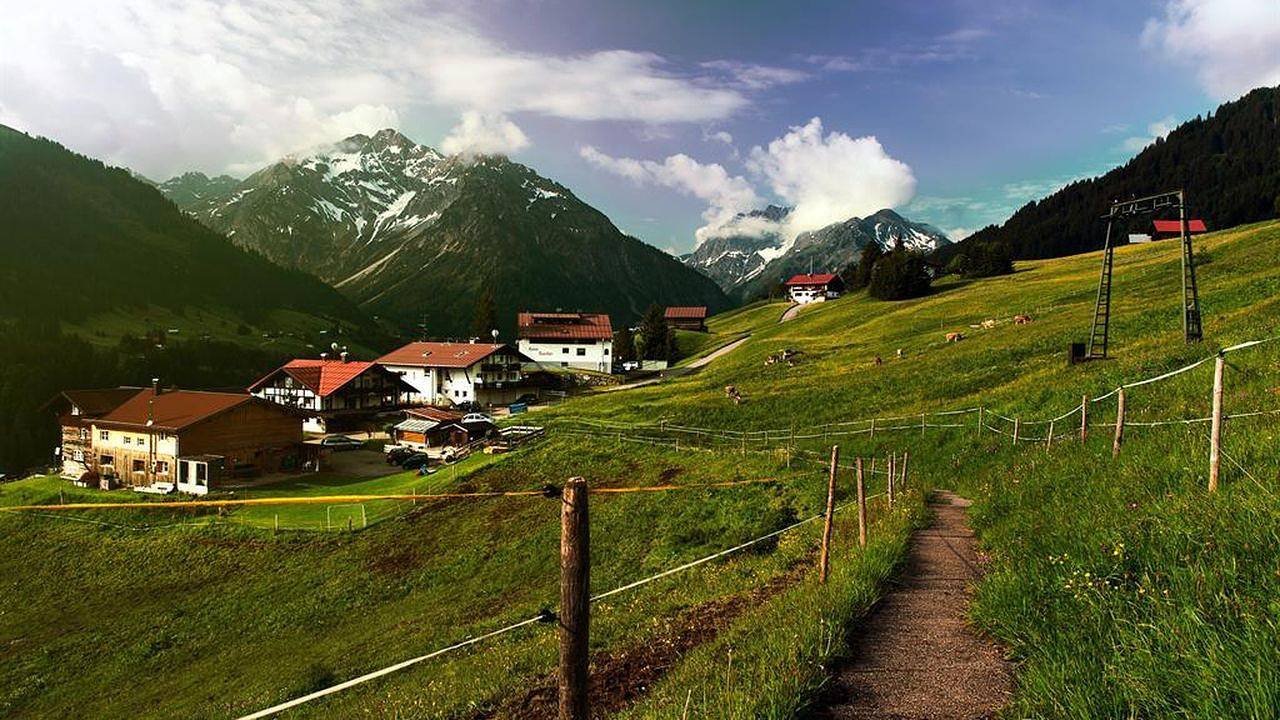Ganze Ferienwohnung, Ferienwohnung für 2 Personen (25 m²) in Hirschegg (Vorarlberg) in Hirschegg Kleinwalsertal, Mittelberg
