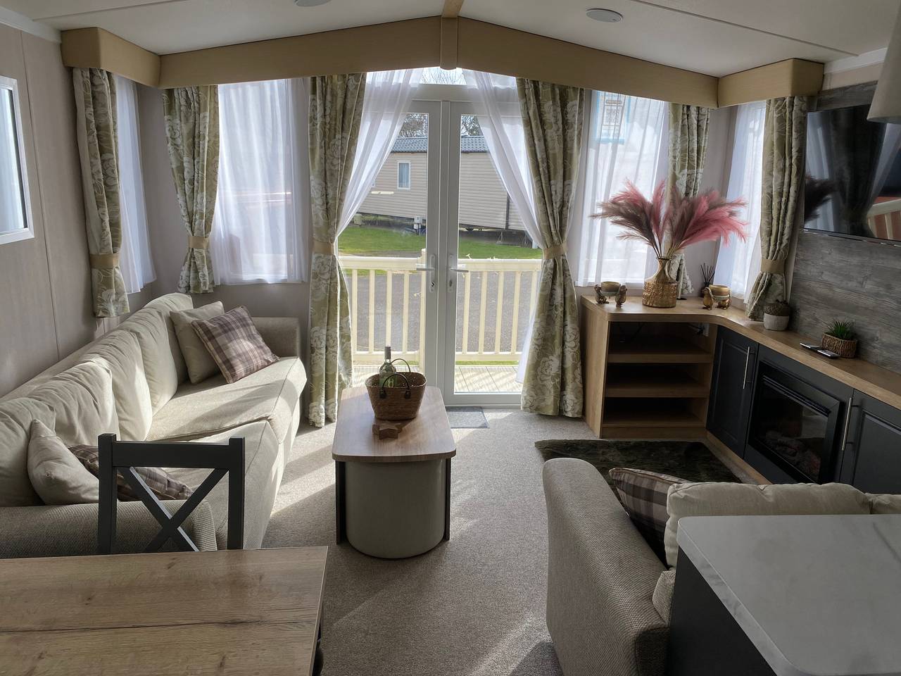 8 Berth Luxury Caravan On Butlins Skegness -Pets in Ingoldmells, Lincolnshire