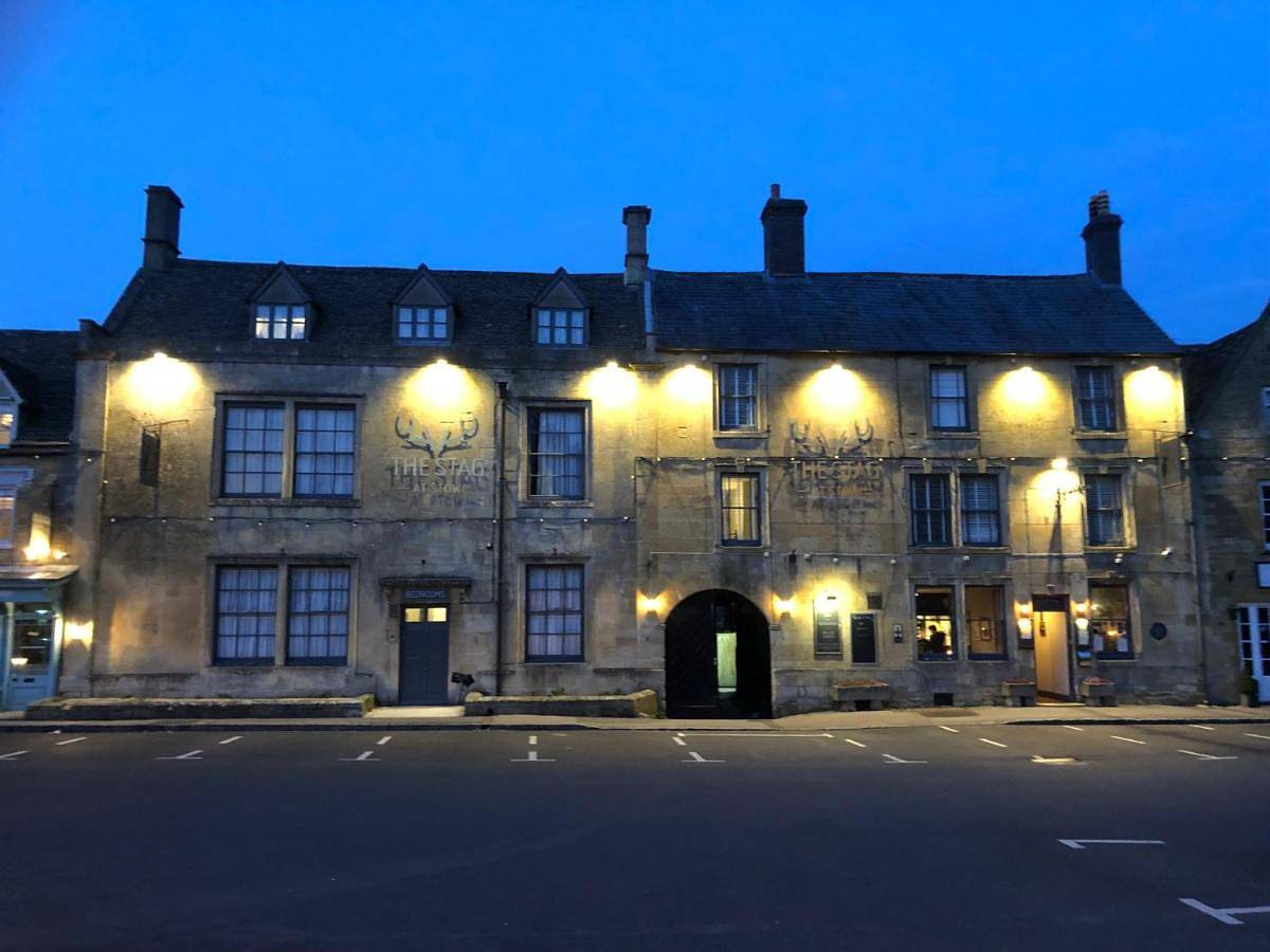 Small Double Room in Stow-on-the-Wold, Gloucestershire