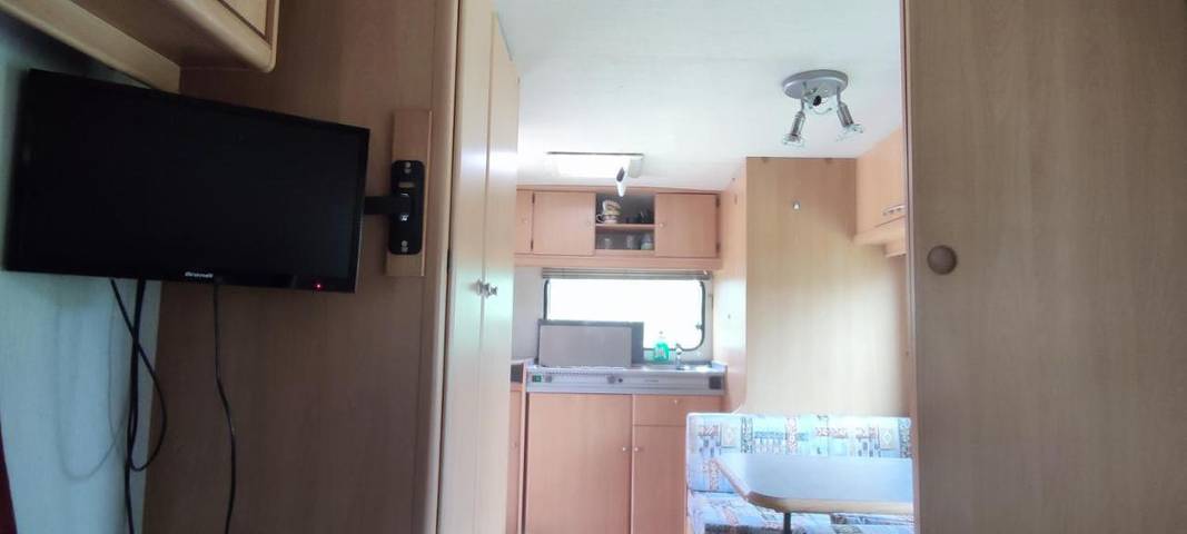 Location de vacances pour 2 personnes, avec vue ainsi que terrasse et jardin, animaux acceptés à Persac - 2