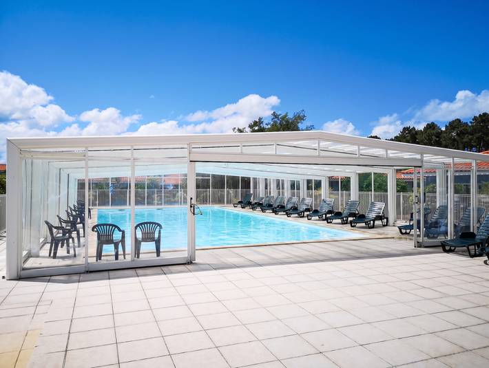 Maison de vacances pour 8 personnes, avec sauna ainsi que piscine et terrasse à Parentis-en-Born