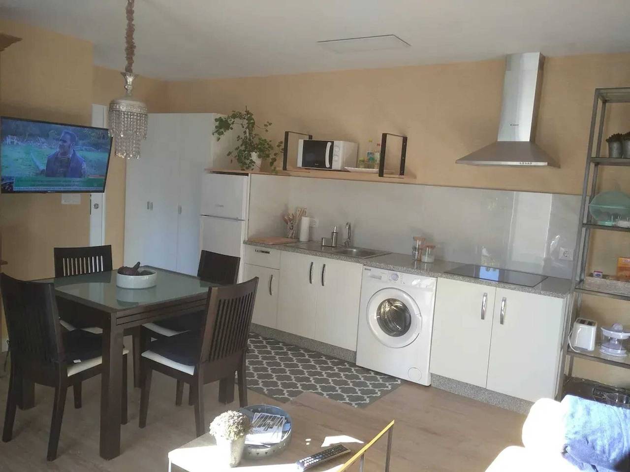 Charming House in Parada with Large Garden in O Pereiro de Aguiar, Ourense Region