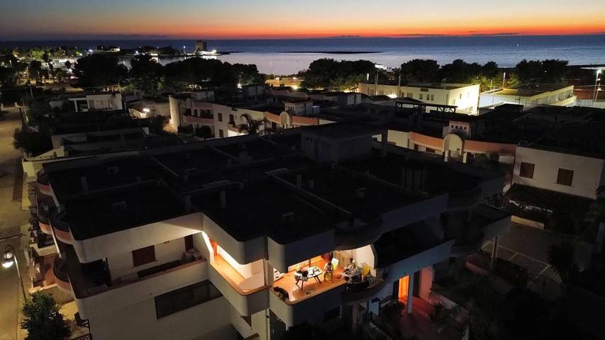 Location de vacances pour 6 personnes, avec vue et balcon à Sant'Isidoro