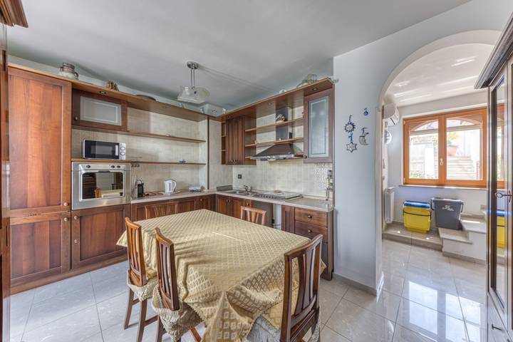 Apartamento entero, Apartamento "Casa de Marika" con terraza privada y aire acondicionado in Leuca, Castrignano del Capo