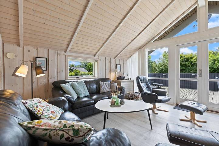 Ferienhaus für 6 Personen + 1 Hund in Bork Havn, mit Sauna und Whirlpool  in Bork Havn, Ringkøbing Fjord