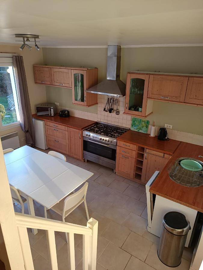 Location de vacances pour 5 personnes, avec jardin à Plourac'h
