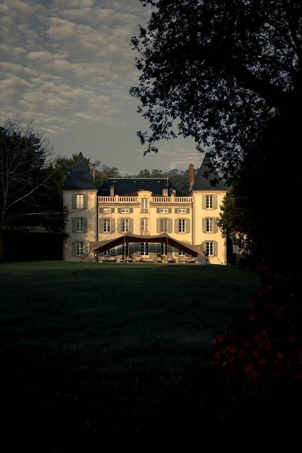 Maison d’hôte pour 8 personnes, avec Jardin et Piscine dans Abbaye Saint Benoit D En Calcat