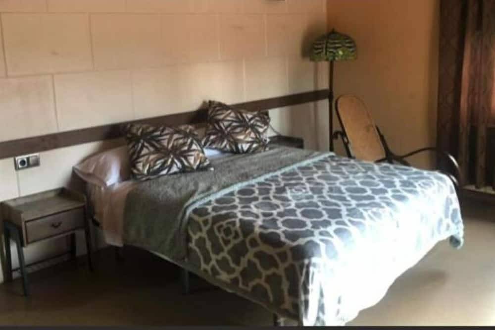 Casa Rural las Chimeneas in Casasimarro, La Manchuela