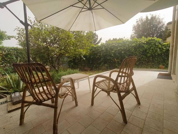 Appartamento per 4 persone, con giardino e panorama a Decimomannu