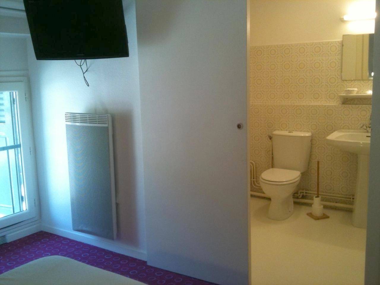 Double Room in Luzenac, Pyrénées