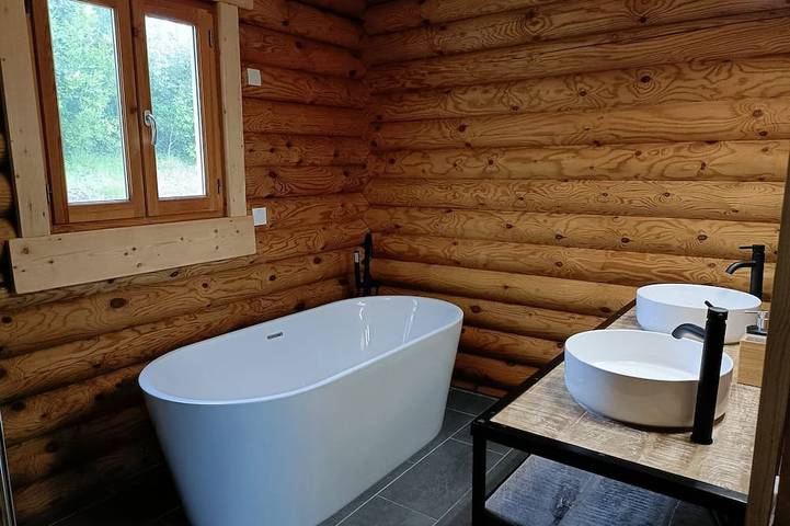 Chalet en fuste unique et atypique in Monbahus, Région de Villeneuve-sur-Lot