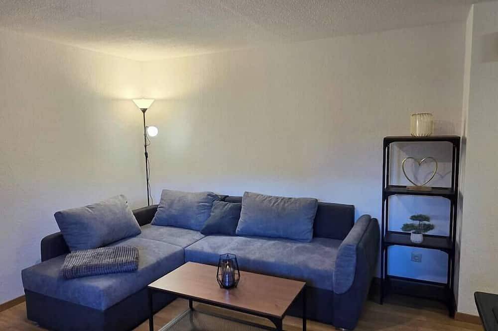 Ganze Wohnung, Kleine Souterrainwohnung in Löhne/Bad Oeynhausen in Löhne, Wiehengebirge