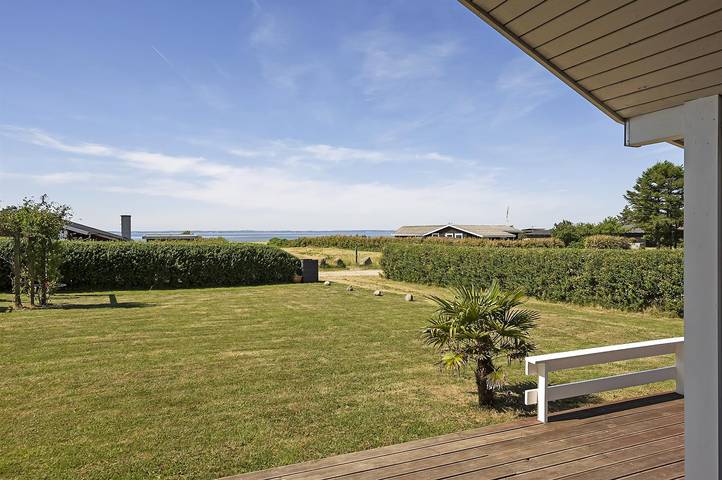 Ferienhaus mit Meerblick für 6 Personen, mit Terrasse und Garten sowie Sauna und Seeblick in Kegnæs