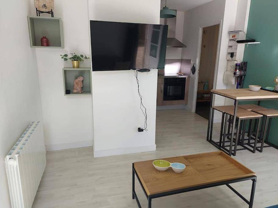 Appartement entier, Appart 2, Charmant Plain pied, 200m du port in Binic, Côte de Goëlo