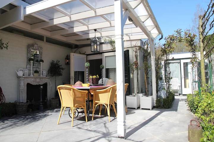 Ferienhaus für 2 Personen, mit Terrasse und Garten