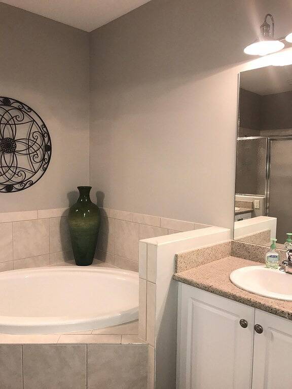 Holiday apartment for 4 people, with garden and pool as well as hot tub - 1