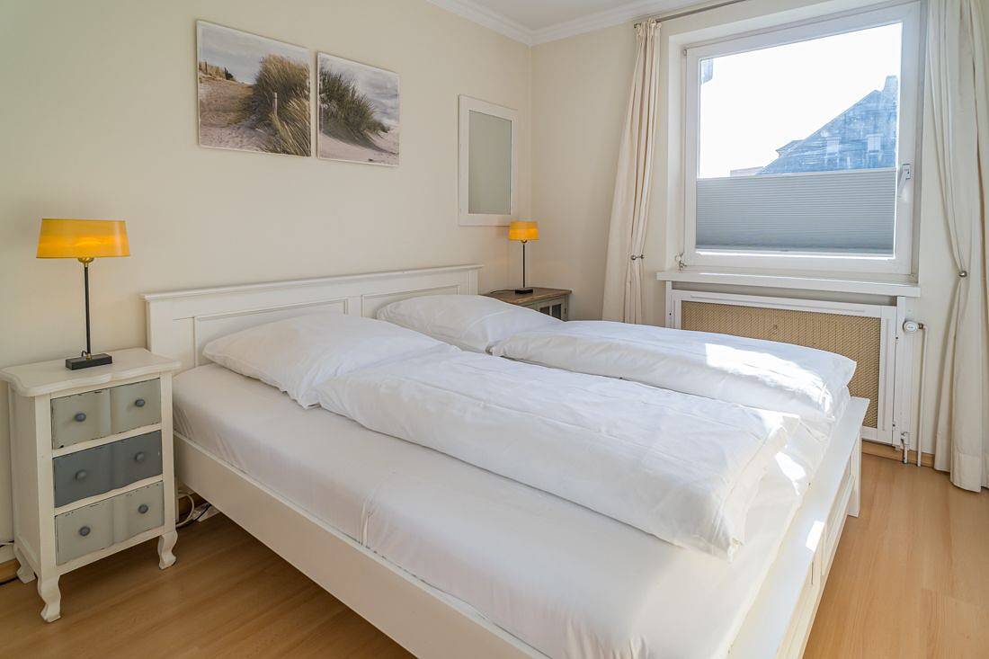 Ganze Wohnung, Strandnahe 2-Zimmer-Ferienwohnung für max. 2 Personen mit Balkon. in Westerland, Sylt (Gemeinde)