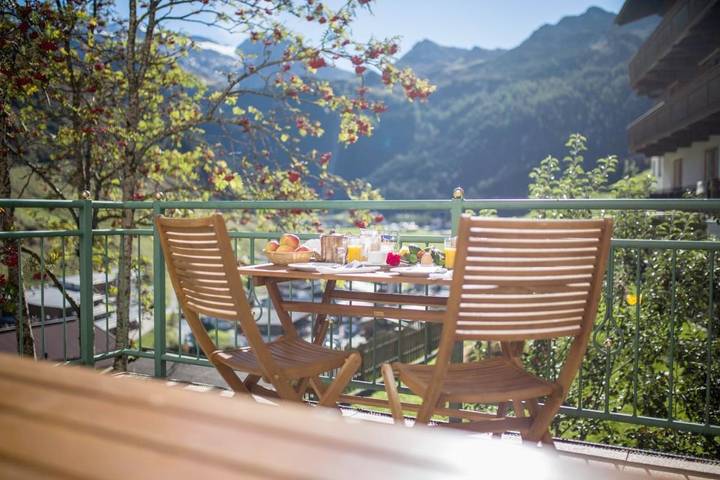 Maison d’hôte pour 3 personnes, avec jardin ainsi que sauna et vue à Hintertux - 2