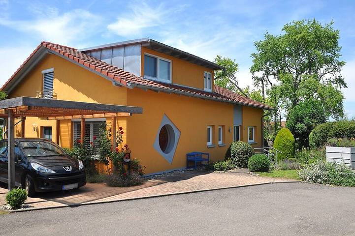 Ferienwohnung für 2 Personen, mit Terrasse und Garten