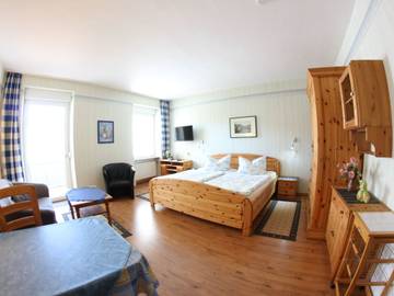 Ferienwohnung für 2 Personen, mit Balkon, mit Haustier in Alf