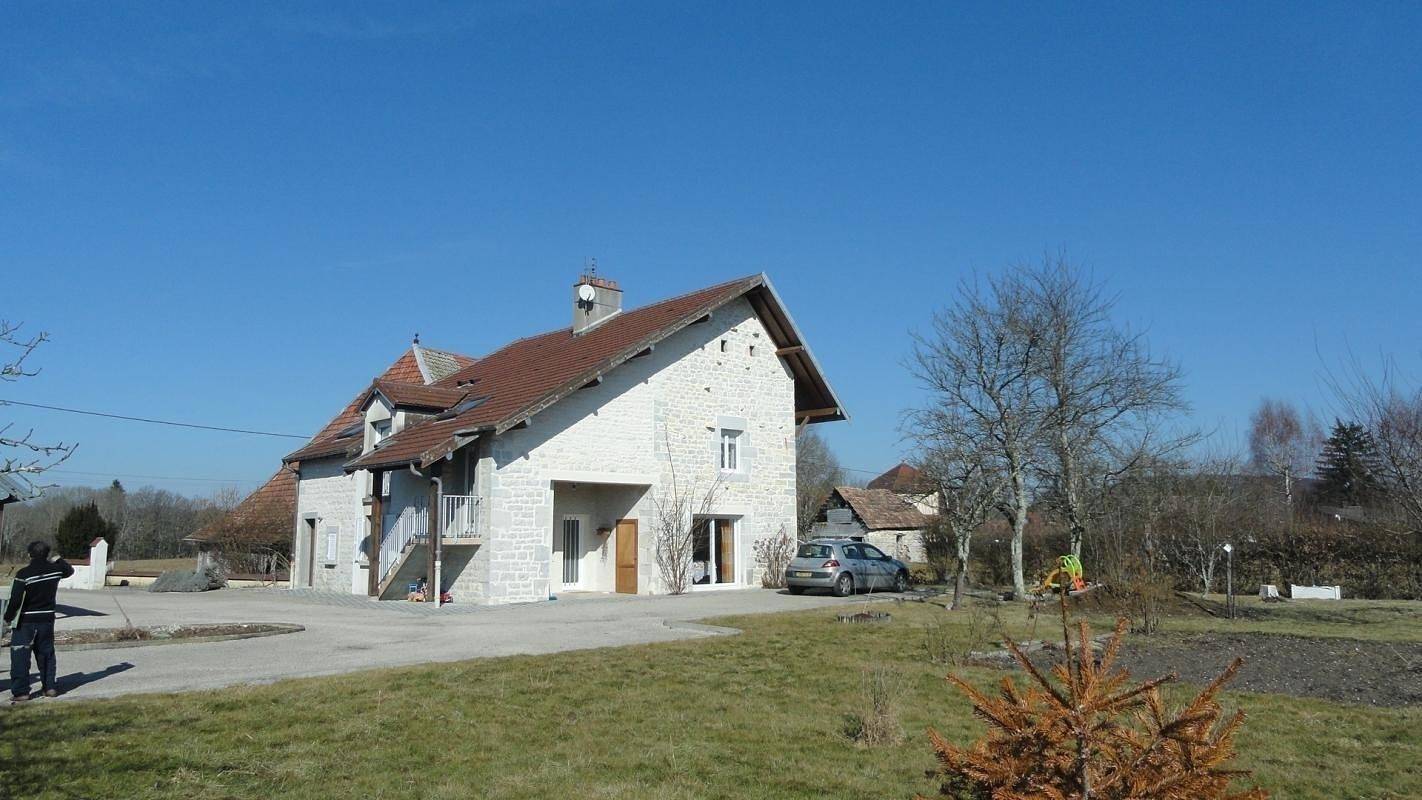 Gîte pour 2 personnes avec jardin in Arc-et-Senans, Doubs